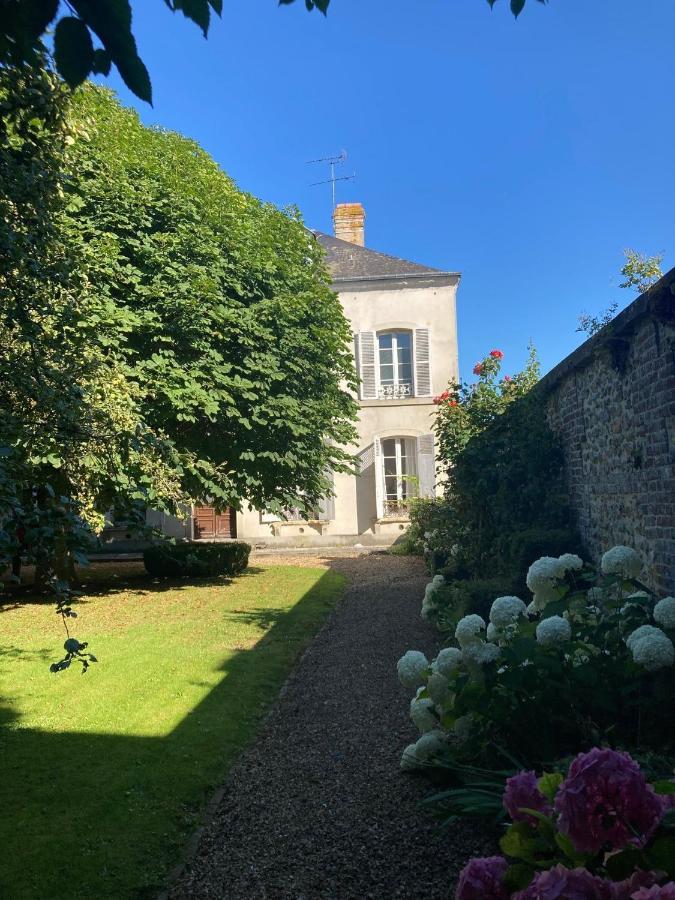 Chez Agnes Bed and Breakfast Pont-Évêque Εξωτερικό φωτογραφία